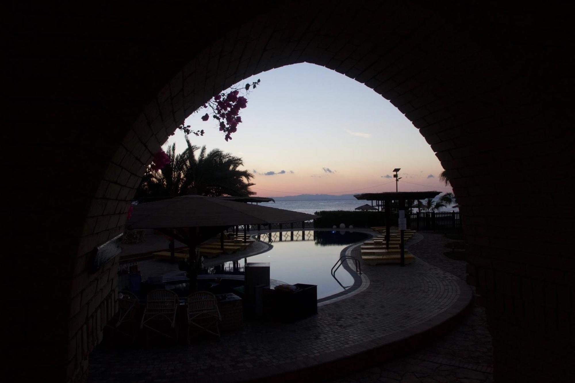 Nesima Resort ดาฮับ ภายนอก รูปภาพ